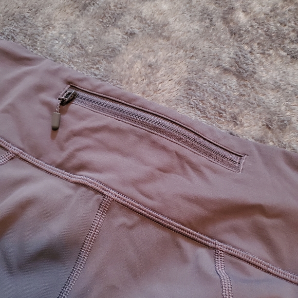 Lululemon leggings - Picture 7 of 7